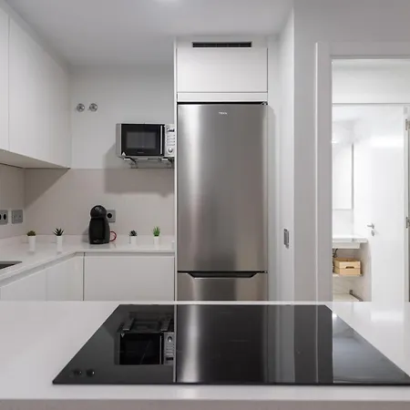 Eli Canteras-parking-airco By Canariasgetaway Λας Πάλμας ντε Γκραν Κανάρια