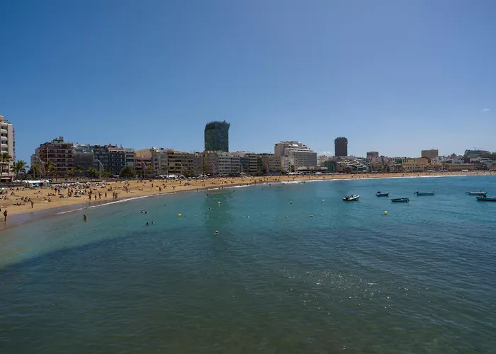 Eli Canteras-parking-airco By Canariasgetaway *